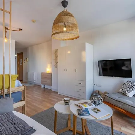 Sierralacant Estudio Con Terraza, 4pax Wifi Y Parking Gratis